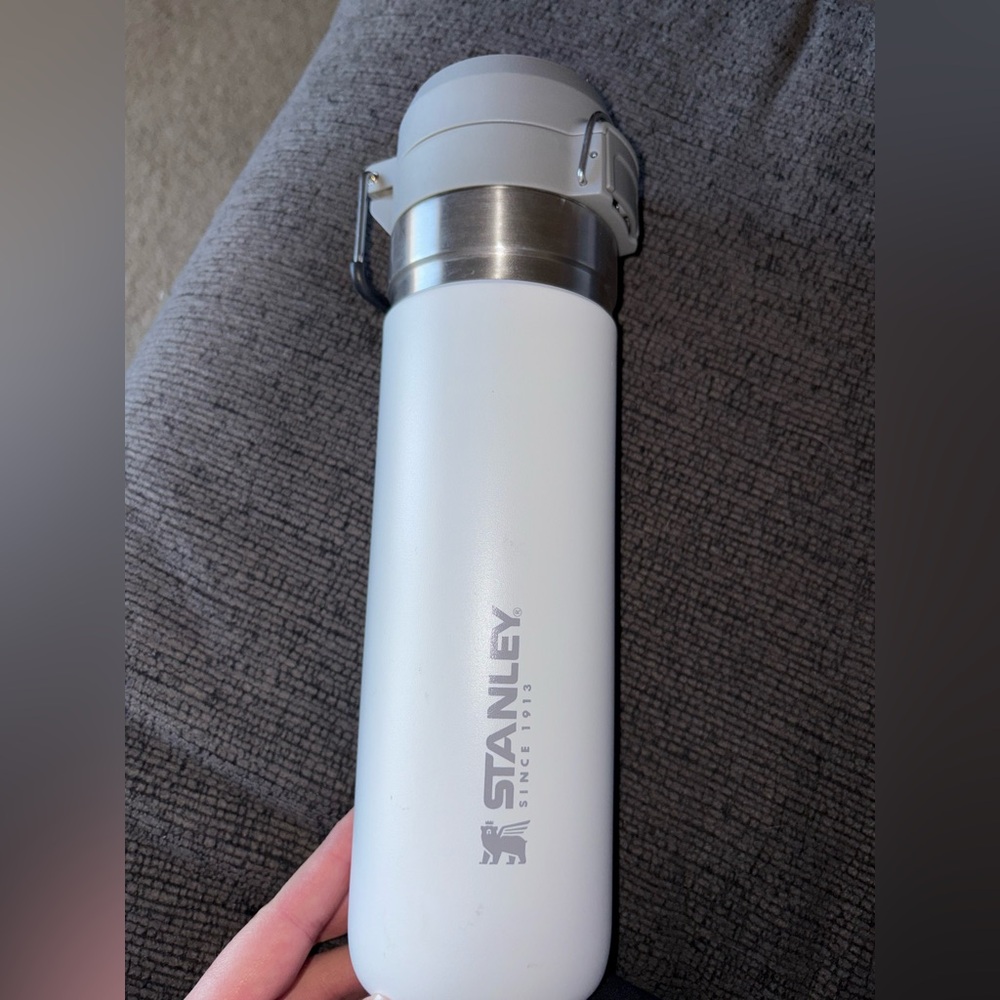Stanley White Insulated Bottle